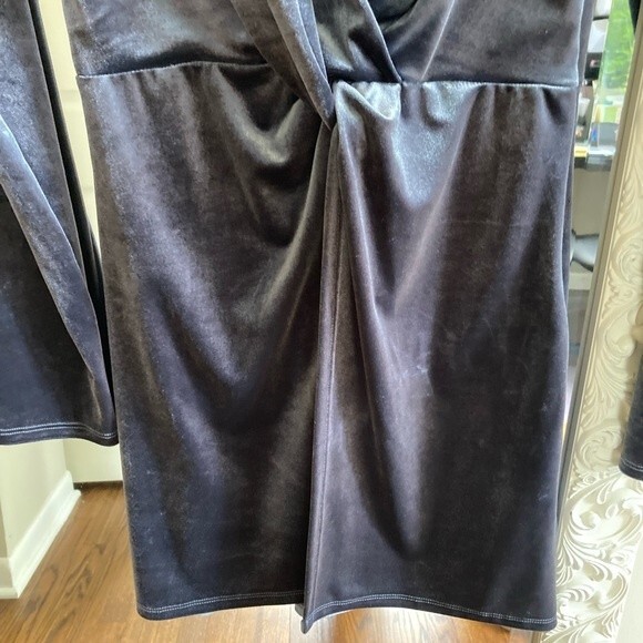 Cotton Candy Velvet Long Sleeve Dress size Medium - New with tags! - Picture 5 of 10